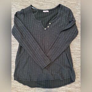 New Large Olive Top from Pulse Boutique